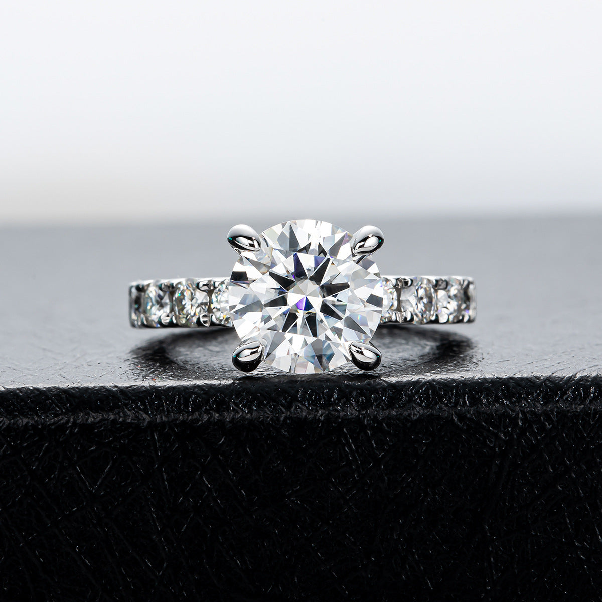 Moissanite Engagement Ring 4.3 Carats S925 Silver