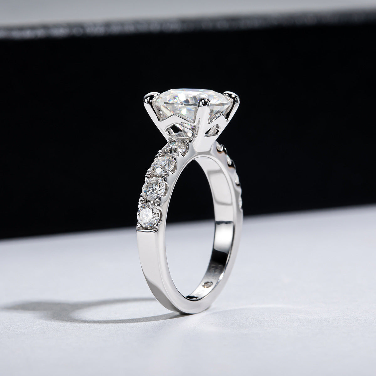 Moissanite Engagement Ring 4.3 Carats S925 Silver